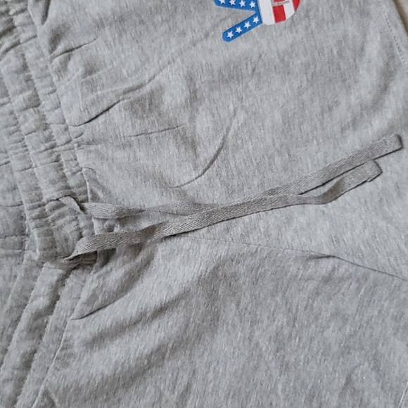 Lounge 2 peace ✌️ set Small - Picture 13 of 14